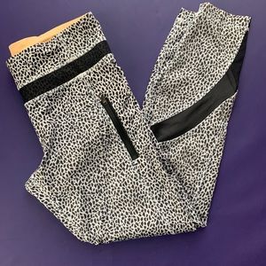 Lululemon performance leggings